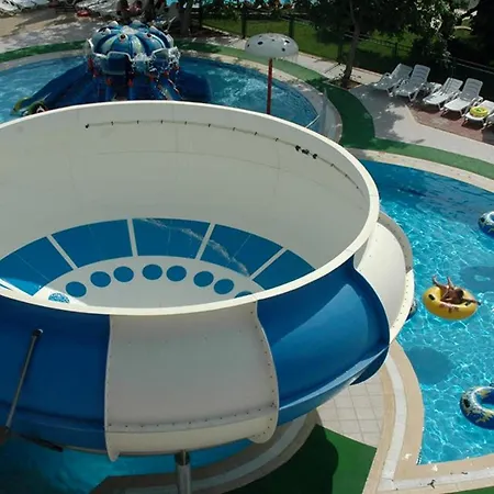 The Grand Uecel 3* Cedit