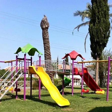 The Grand Uecel Hotel 3*