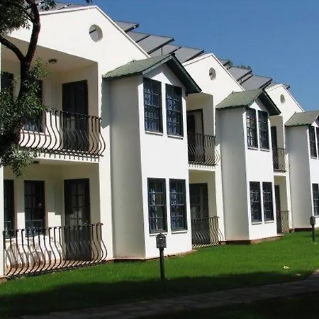 호텔 The Grand Uecel