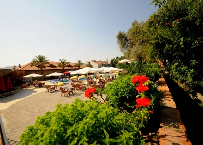 Hotel The Grand Uecel