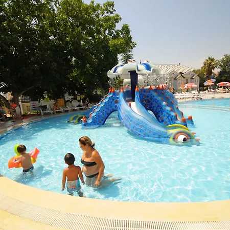 The Grand Uecel Cedit