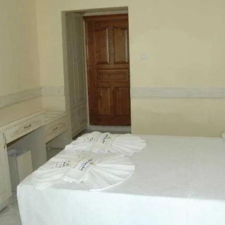 The Grand Uecel Otel Cedit