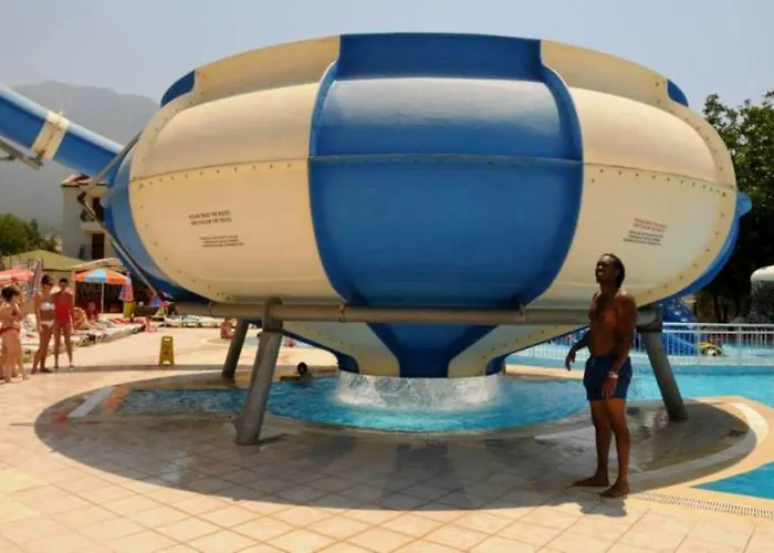 The Grand Uecel Hotel