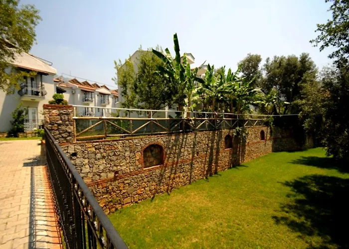 Hotel The Grand Uecel 3*